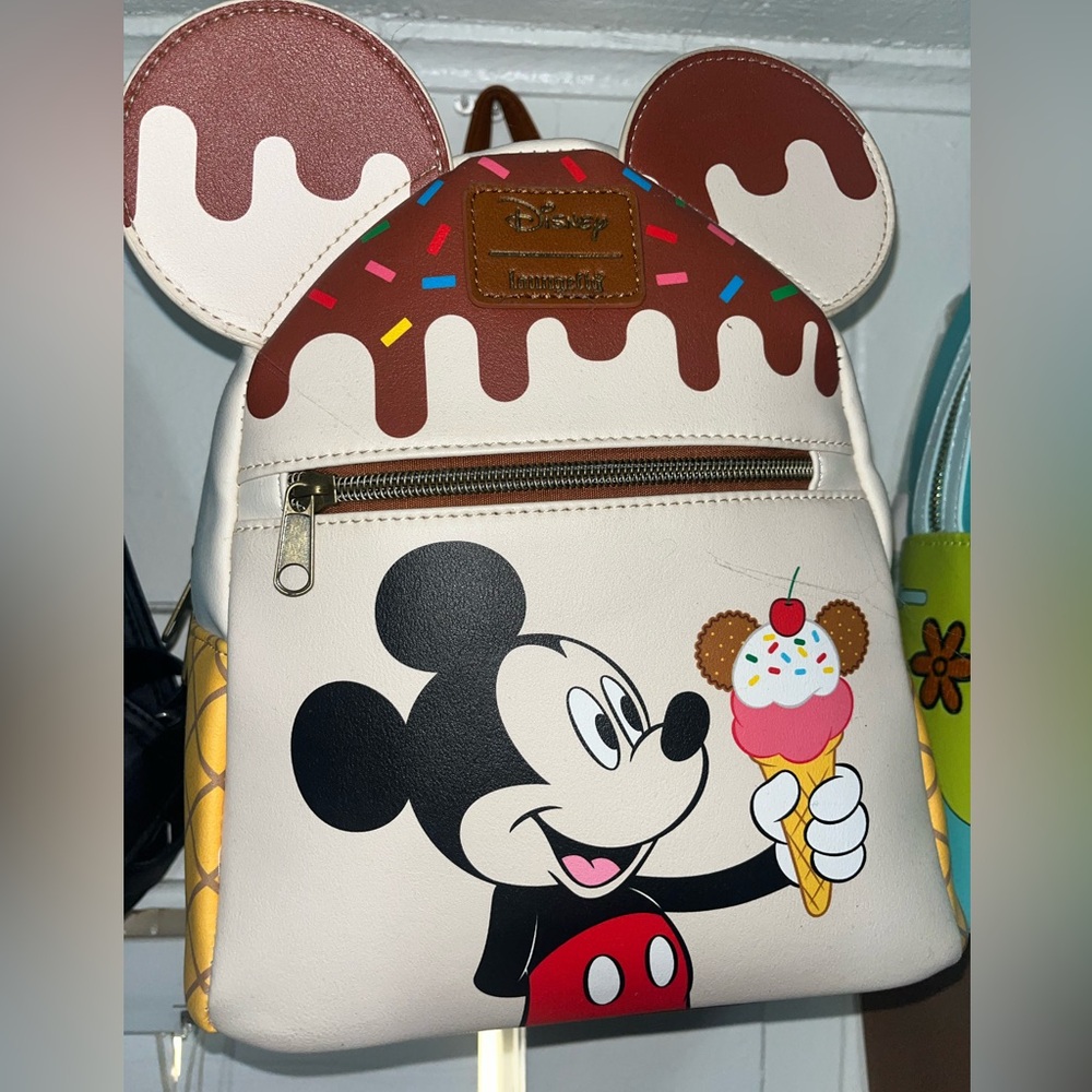 Mickey loungefly